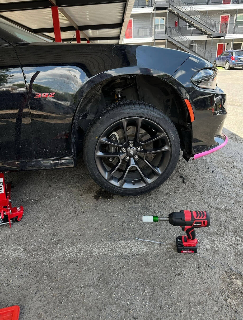 technician performed a flat tire change service in Austin, TX